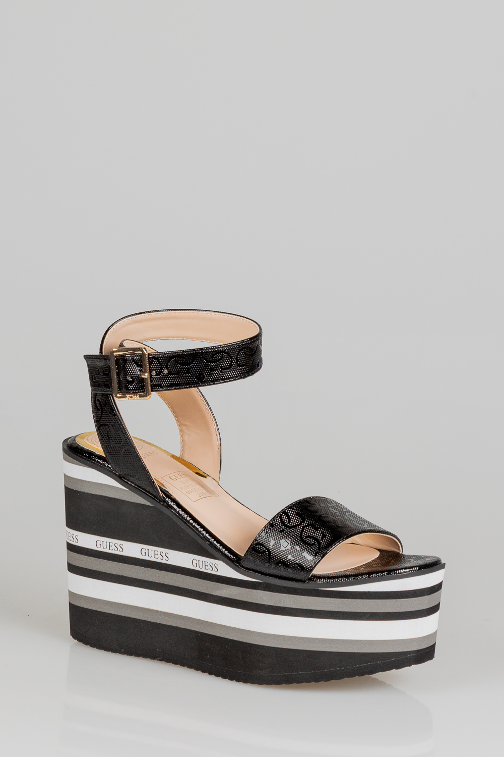 Scarpe sales guess scontate